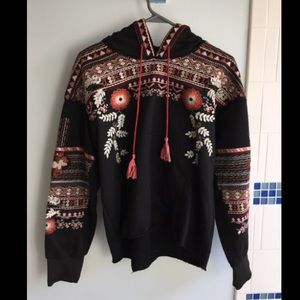 Embroidered Sweatshirt